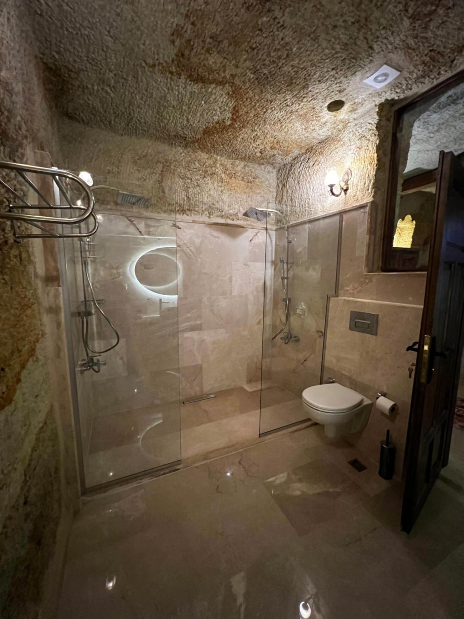 Chakra Special Caves Hotel อูร์กุบ ภายนอก รูปภาพ