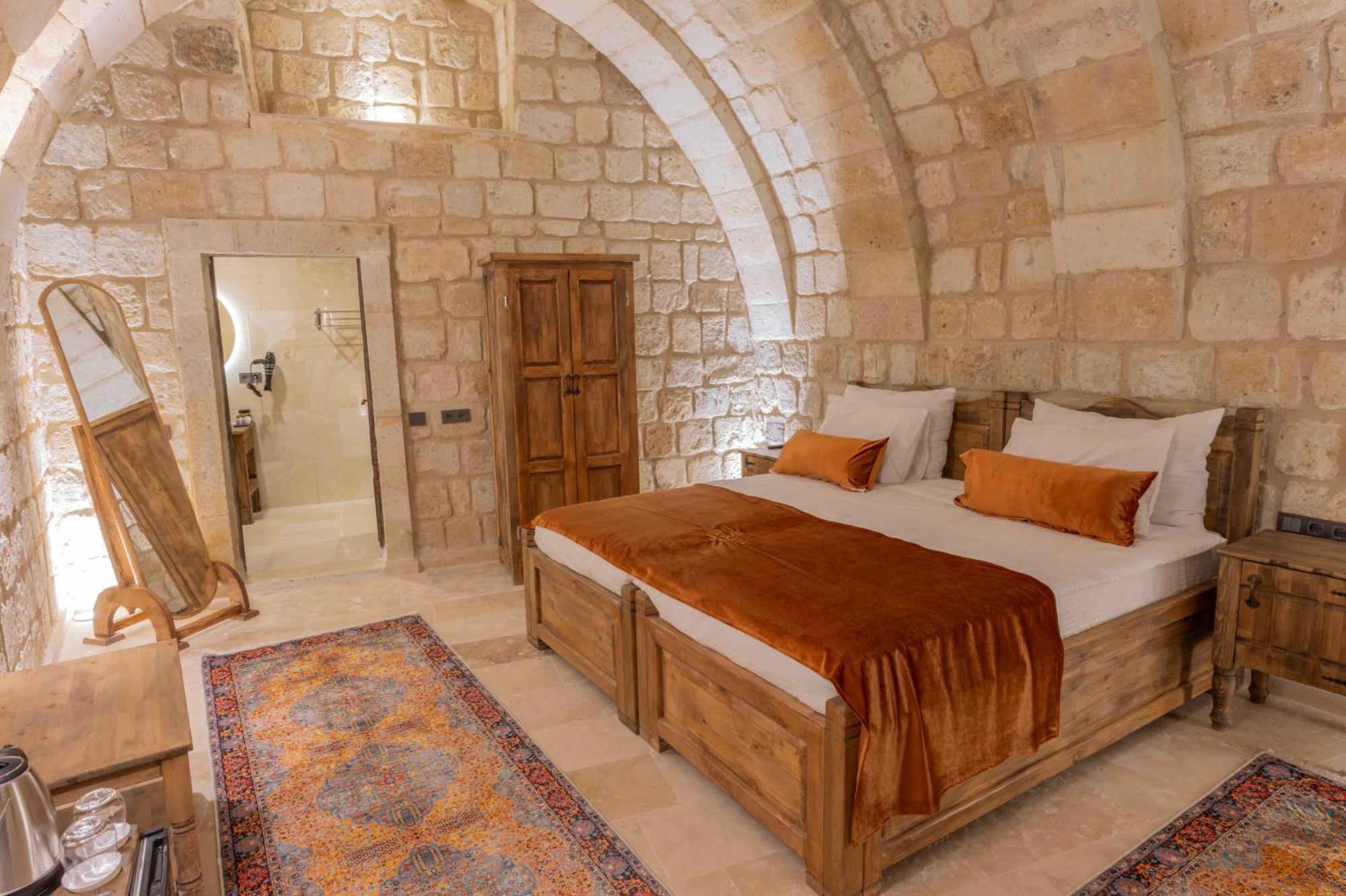 Chakra Special Caves Hotel อูร์กุบ ภายนอก รูปภาพ