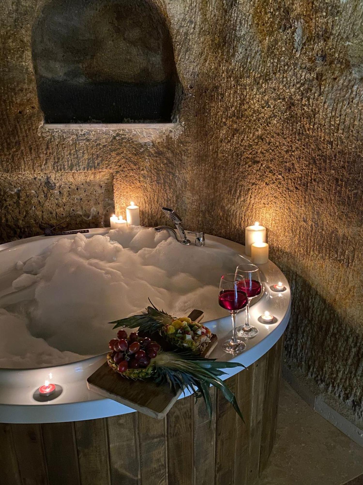 Chakra Special Caves Hotel อูร์กุบ ภายนอก รูปภาพ