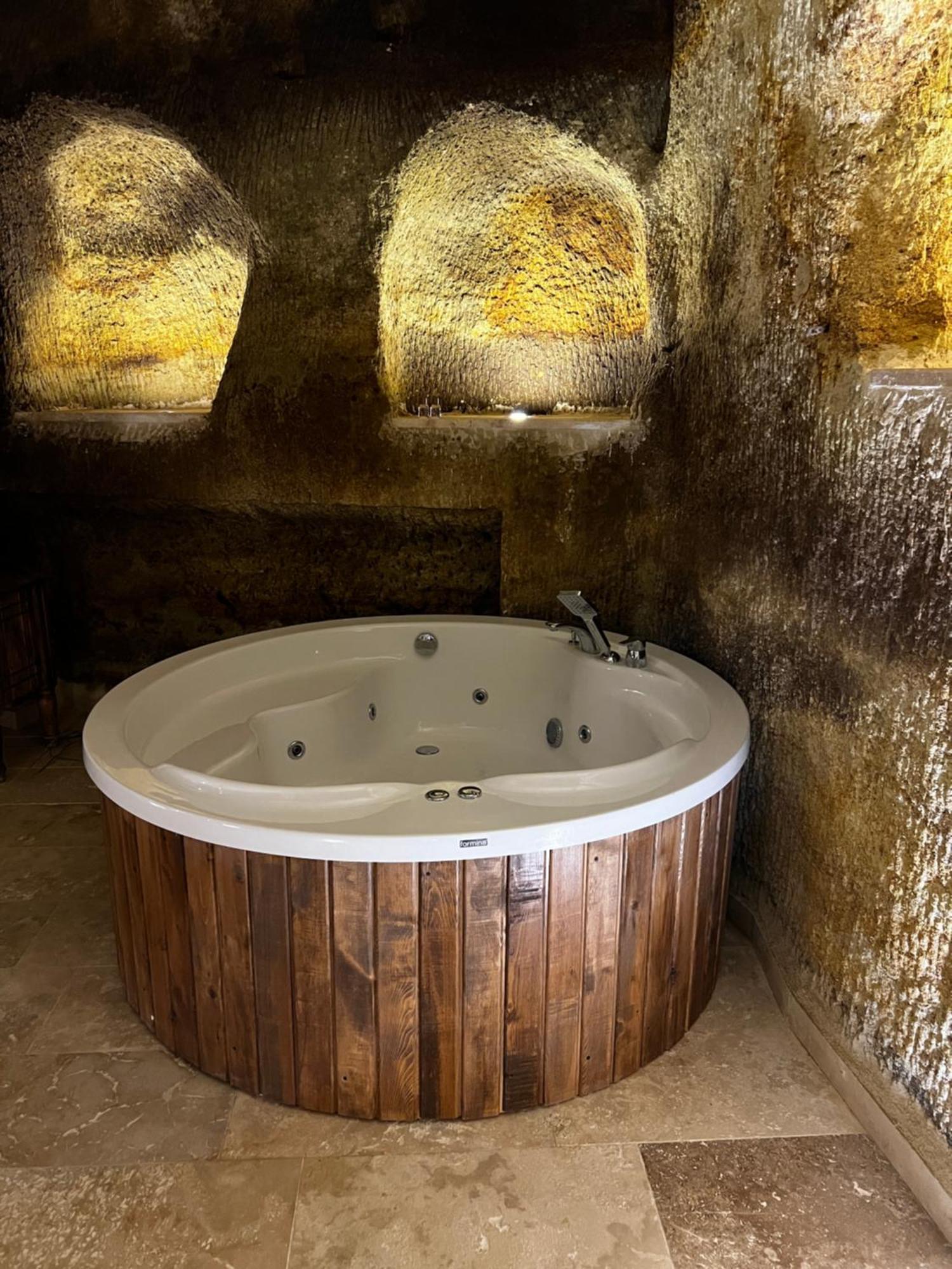Chakra Special Caves Hotel อูร์กุบ ภายนอก รูปภาพ