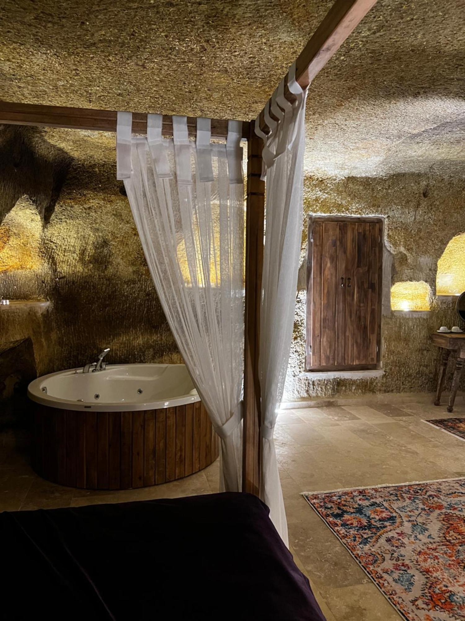 Chakra Special Caves Hotel อูร์กุบ ภายนอก รูปภาพ
